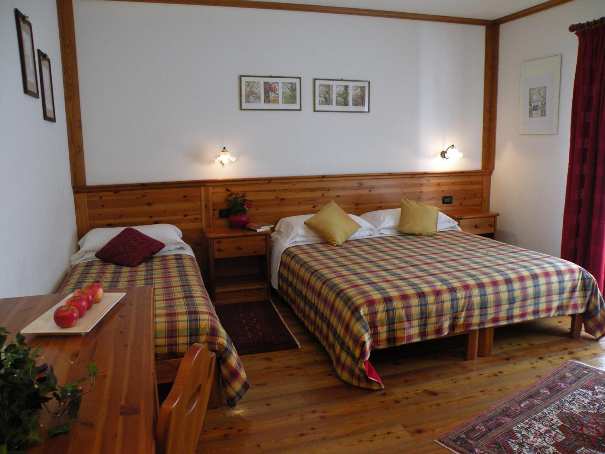 סלבה די קדורה Hotel Garni Civetta מראה חיצוני תמונה